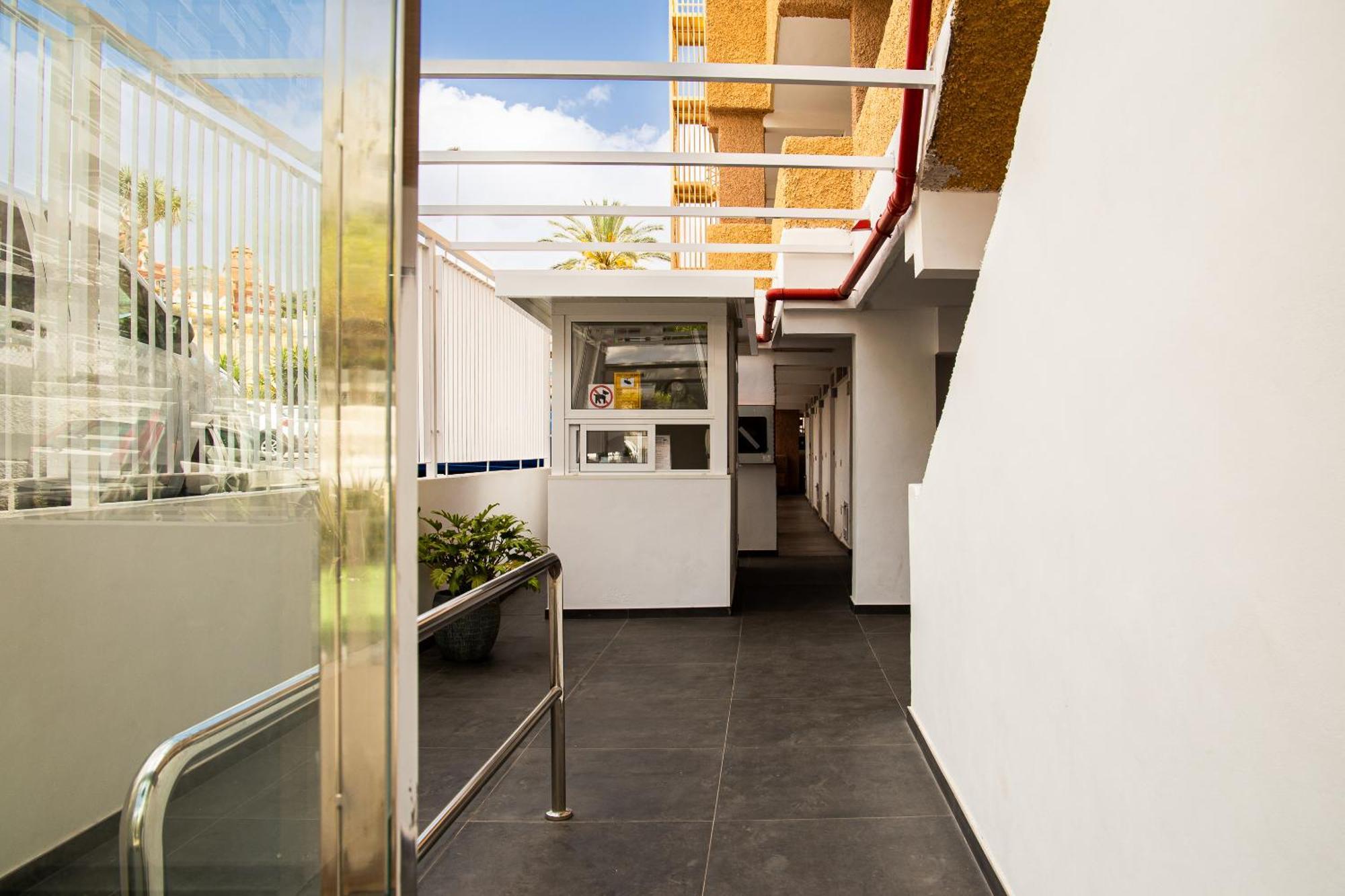 Luxury Suite Borinquen With Parking And Swimming Pool Playa de las Americas  Exterior foto